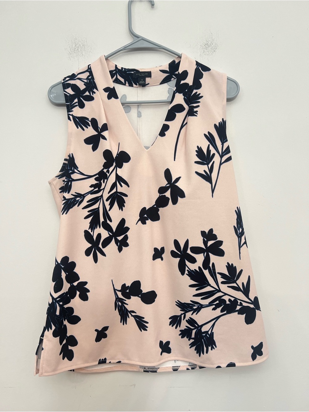 Ann Taylor Pale Pink Sleeveless V-Neck Top with Black Floral Print